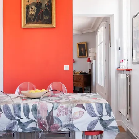 Veeve - Idyllic In Invalides Apartment